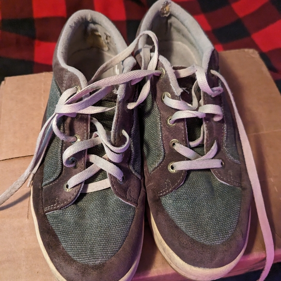 Columbia sneakers - Picture 2 of 3